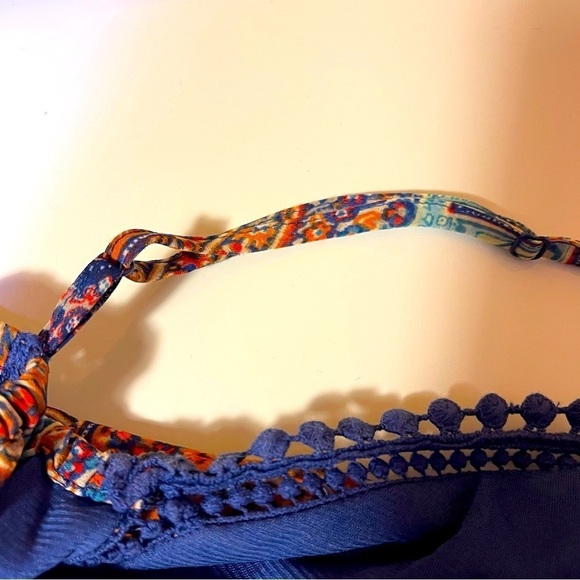 Collective CONCEPTS Spaghetti Strap Boho Summer Blouse Crochet Detail Festival S - Picture 7 of 13